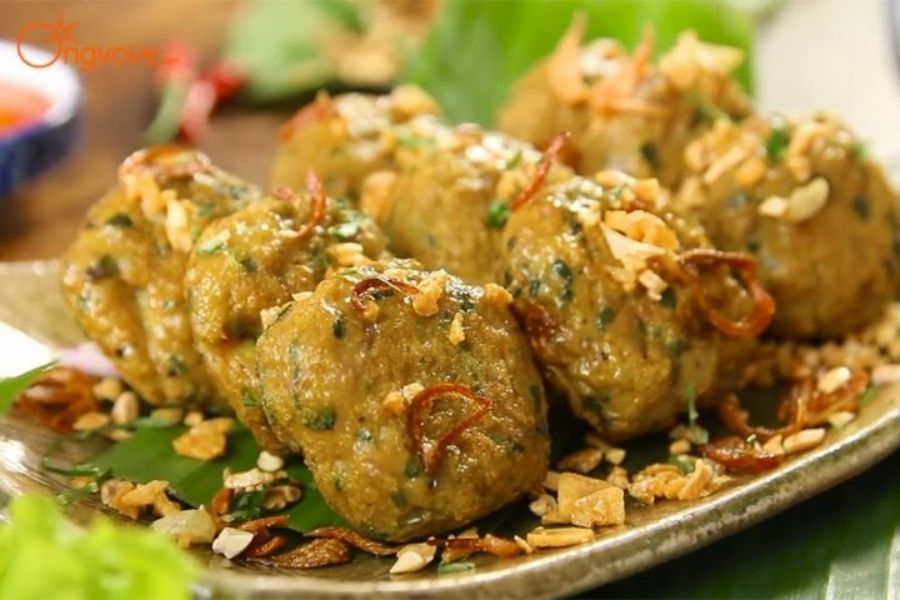 Cha Ca Nuong Nghe (Grilled Fish Cake with Turmeric)