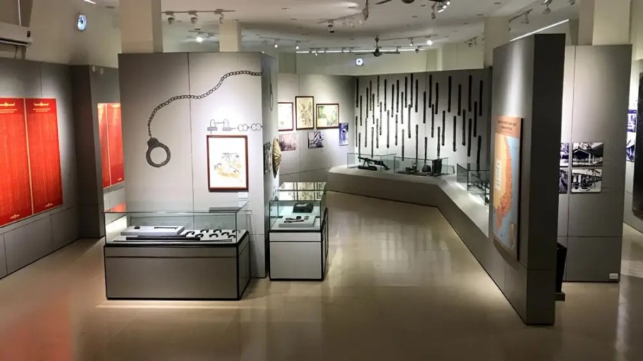 Con Dao Museum 3