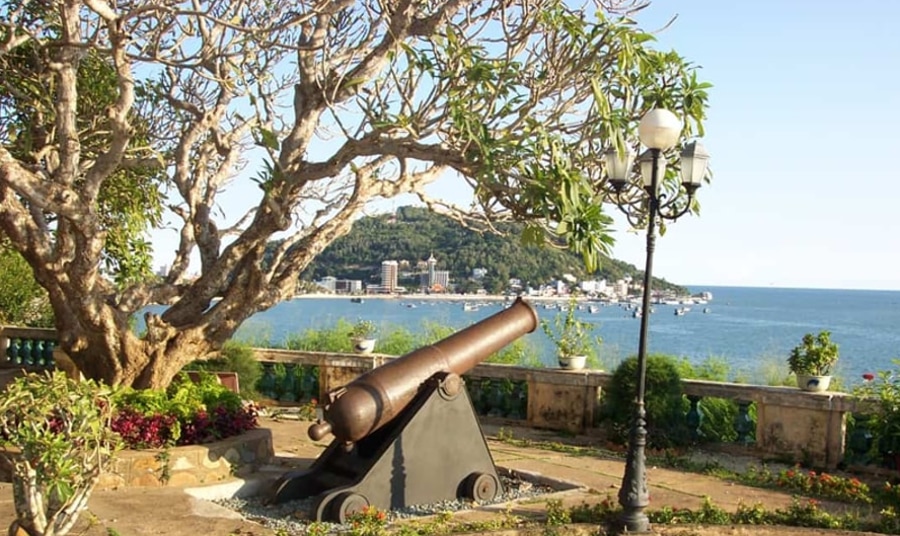 Discover the Timeless French Architecture