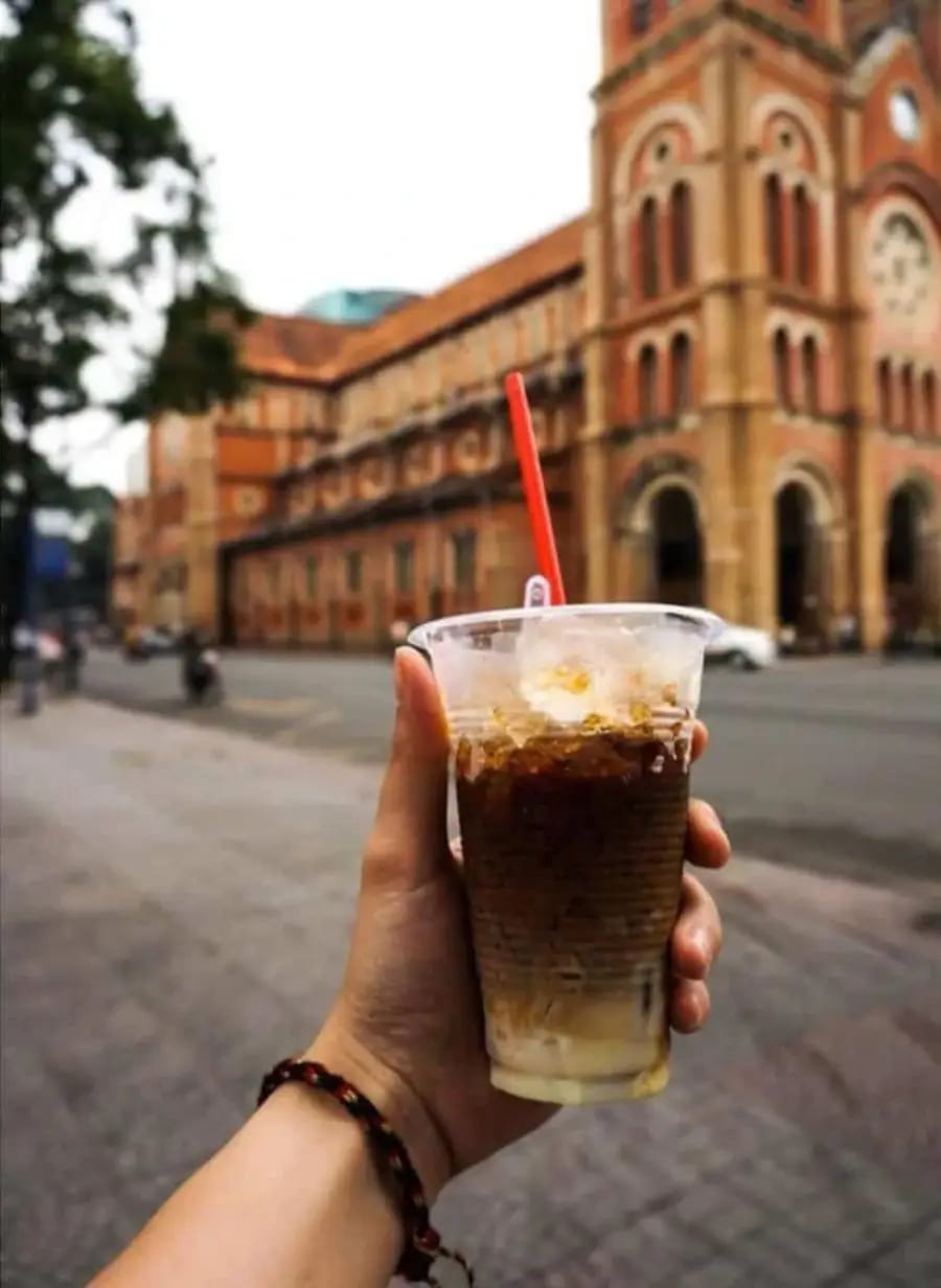 Enjoy Coffee And Local Food