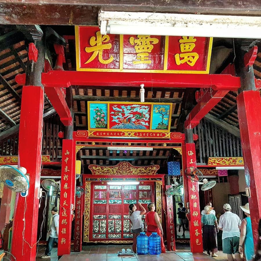 Exterior Temple Architecture Of Van Thuy Tu Temple