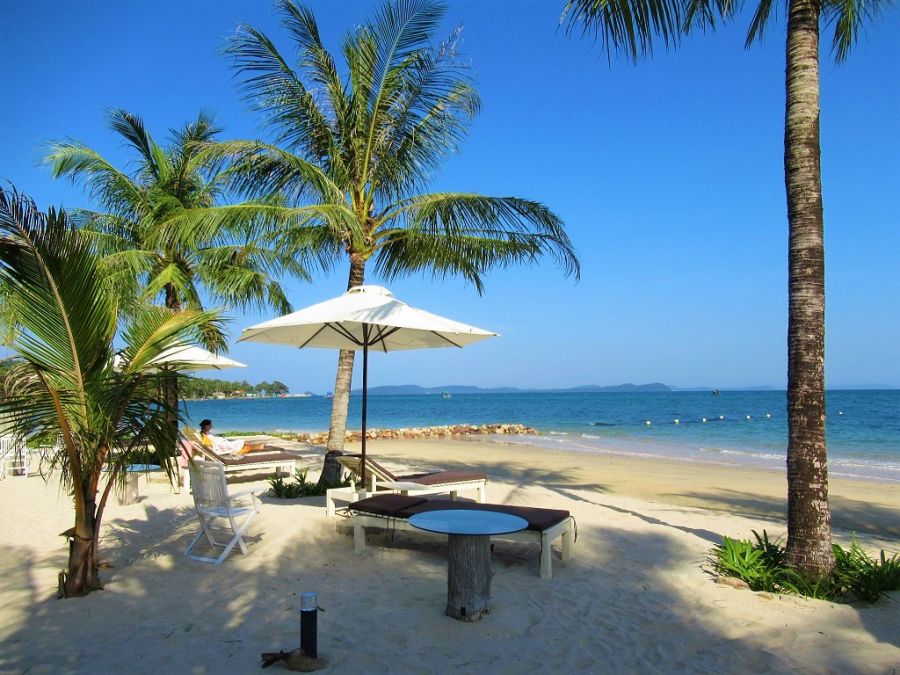 Chill Out At Relaxing Ganh Dau Beach