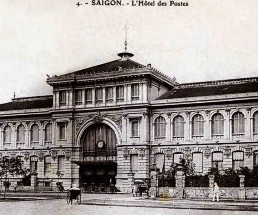 Saigon Central Post Office in past