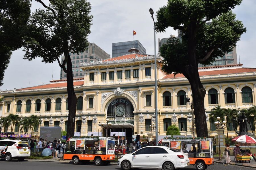 How To Get To The Saigon Central Post Office