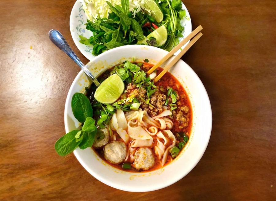 Khao Soi Luang Prabang (Local Curry Noodles)