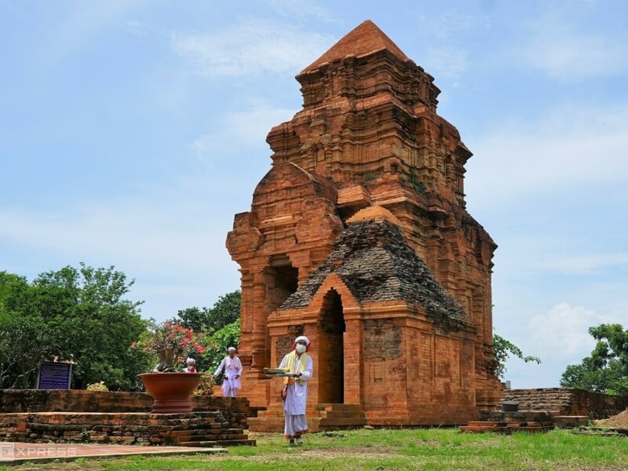 Main Tower (Tower A)