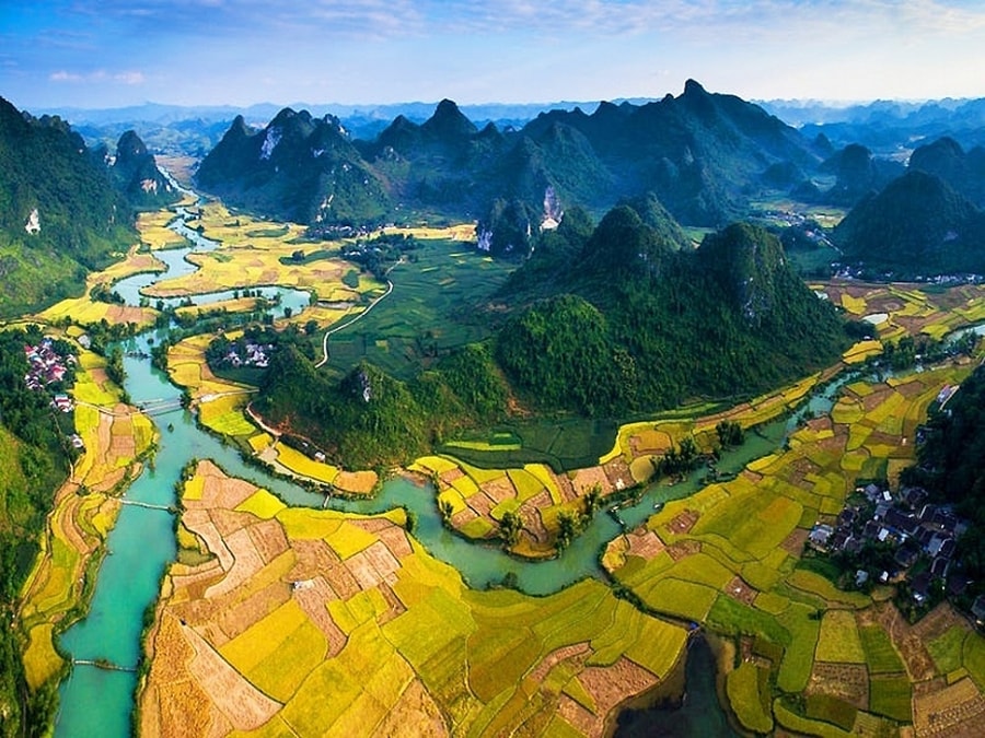Non nuoc Cao Bang UNESCO Global Geopark
