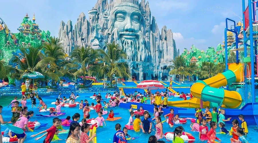 Suoi Tien amusement Park in ho chi minh city