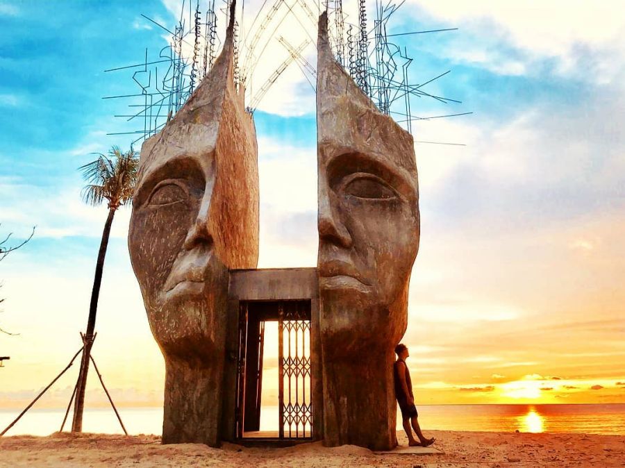 The Iconic “Heaven Gate” at Bai Truong Beach 2