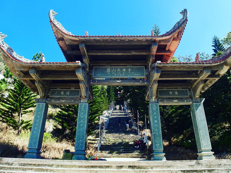 Linh Son Truong Tho Pagoda
