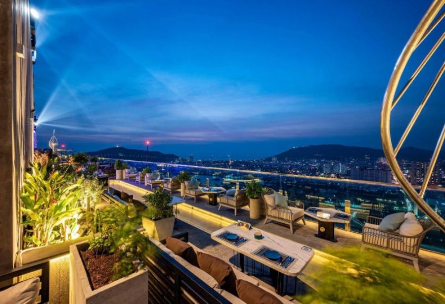 Visit Rooftop Bars For A City And Sea View