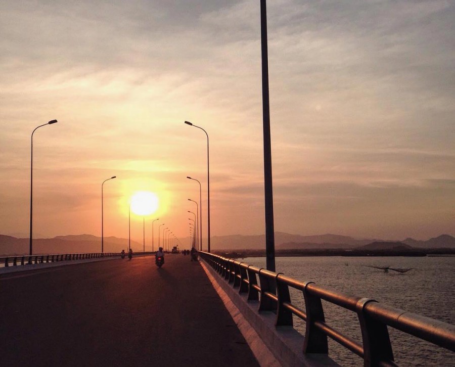 Watch The Sunset At Thi Nai Bridge