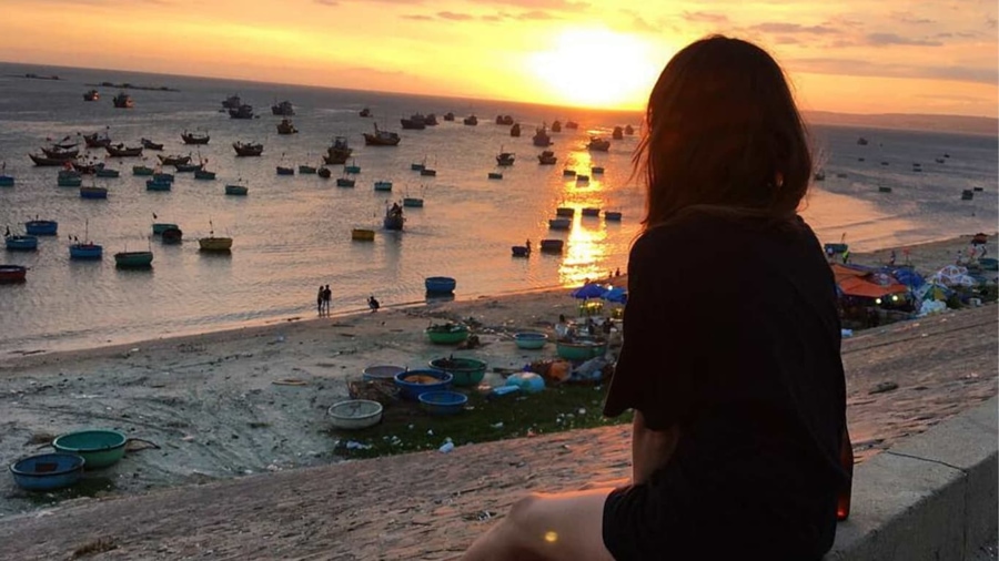 enjoy sunrise on the mui ne fishing village