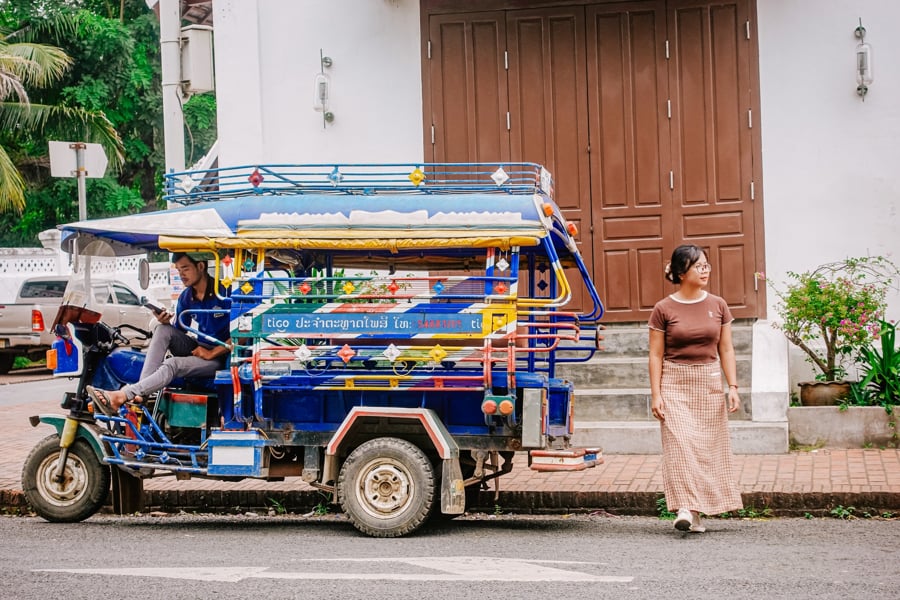 travel by tuktuk in laos