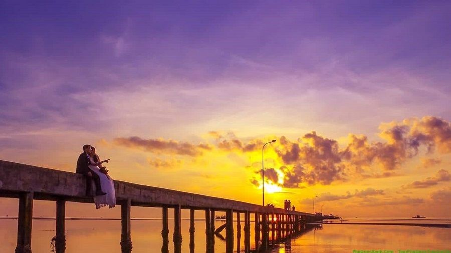 Capture Images On The Wooden Bridge