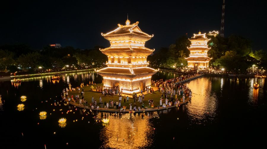 Introduction To Hoa Lu Old Town