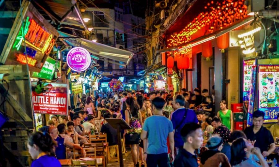 Introduction To Ta Hien Beer Street