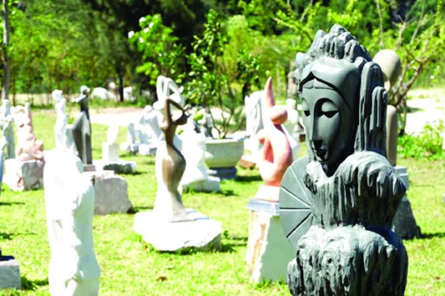 Areas for Displaying Marble Sculptures