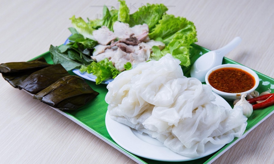 Banh Uot Phuong Lang (Phuong Lang Steamed Rice Sheets)