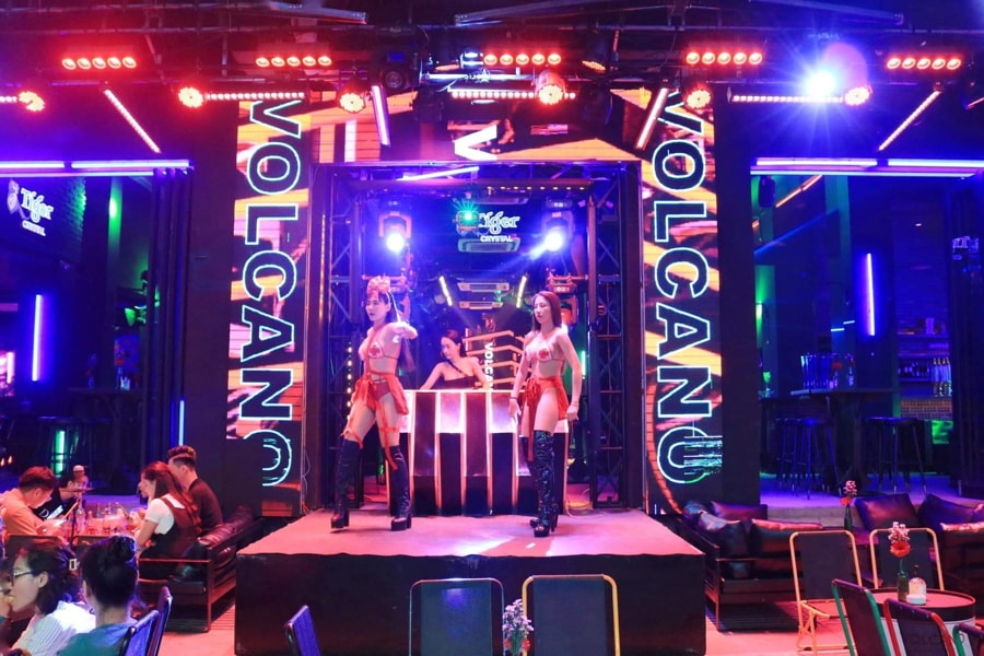 Enjoy the live music and street performances