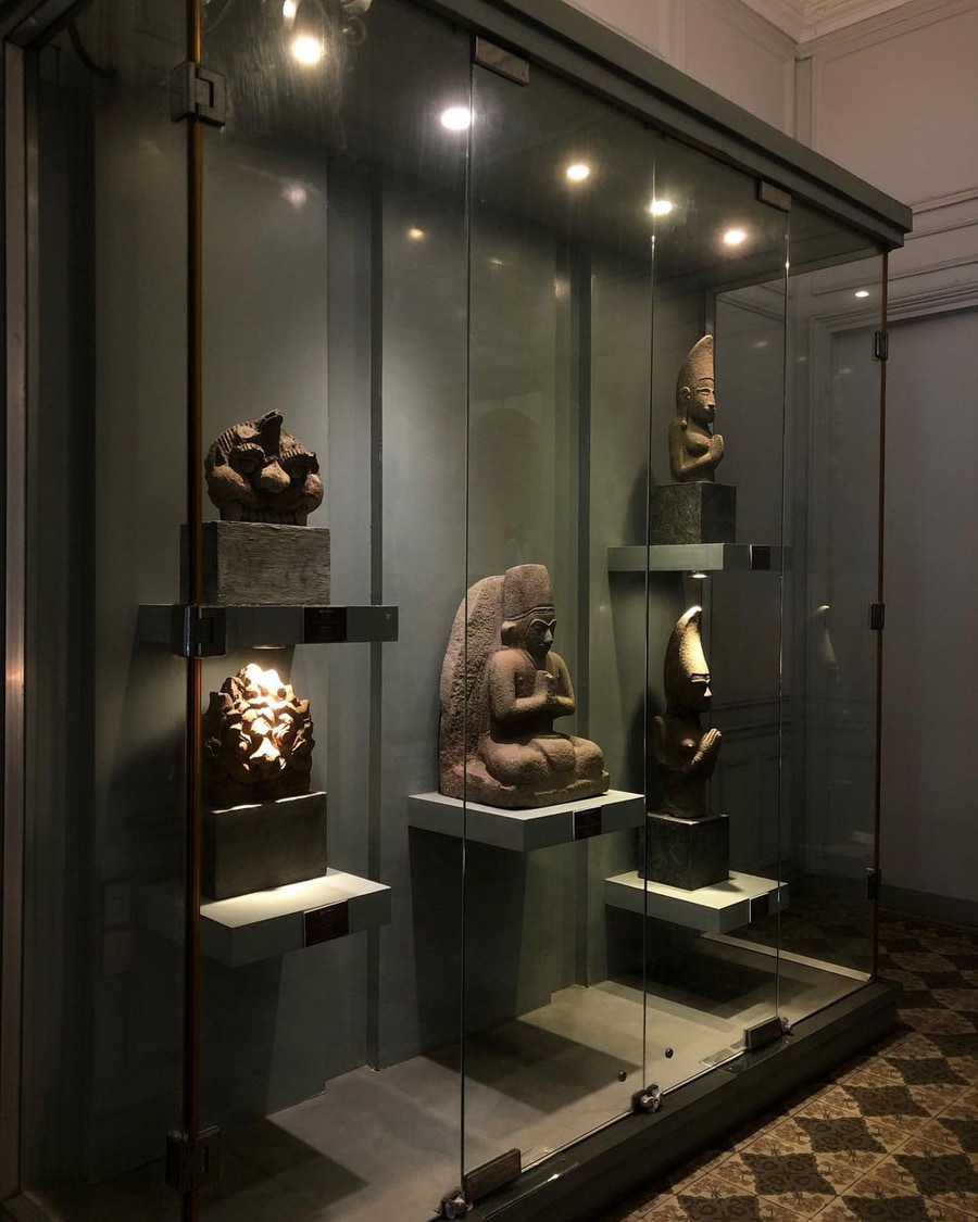 Explore Vietnamese Fine Art Collections