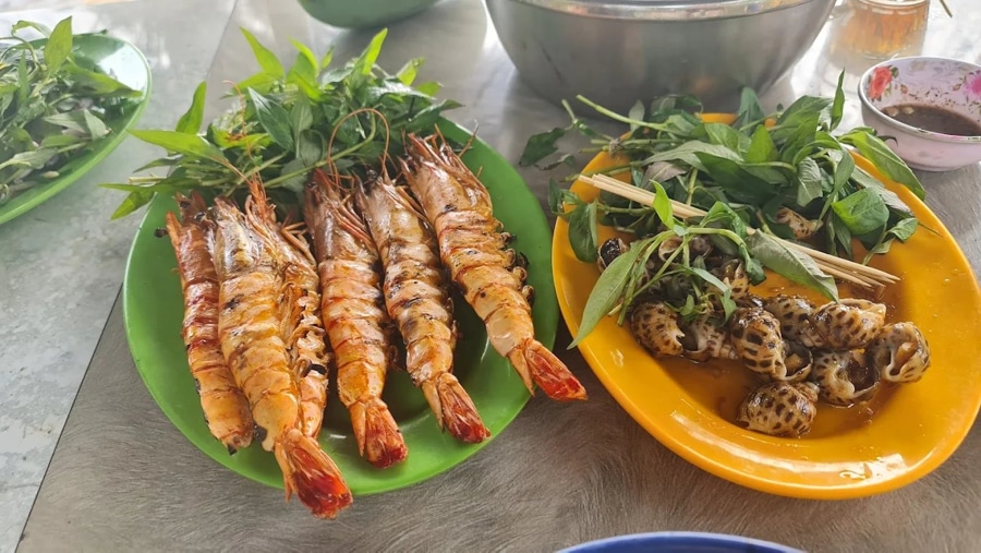 Fresh Local Seafood in can gio