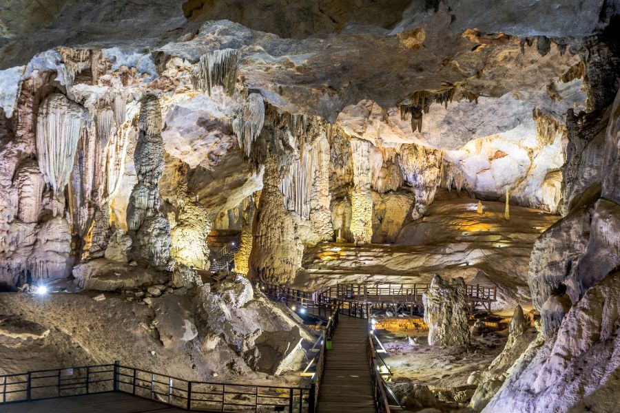 Unique Architecture Of Paradise Cave