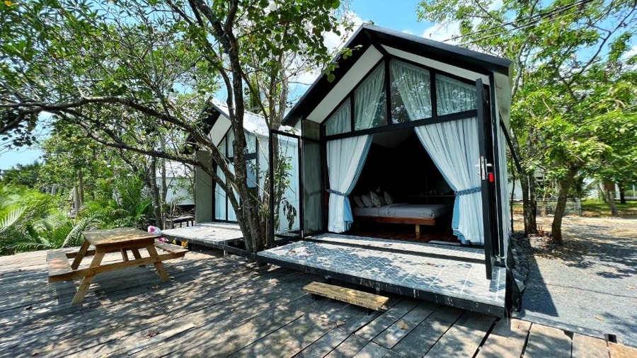 Kampot Riverfront Boutique