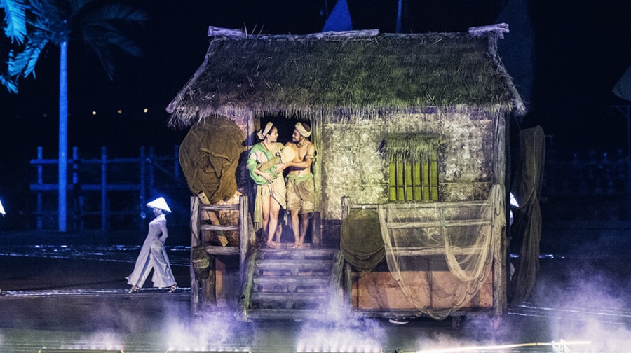 Life Along The Hoai River