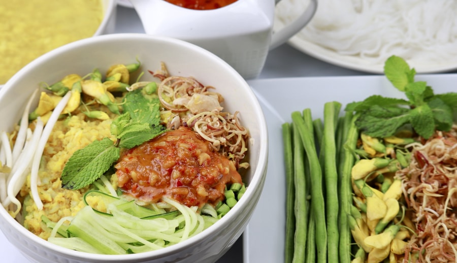 Nom Banh Chok (Khmer Noodles)