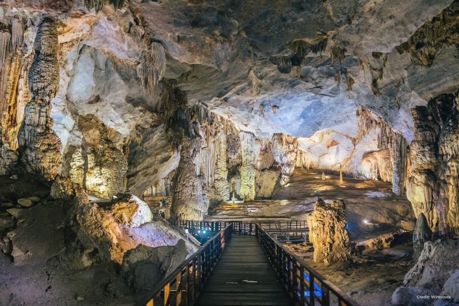 Paradise Cave in quang binh