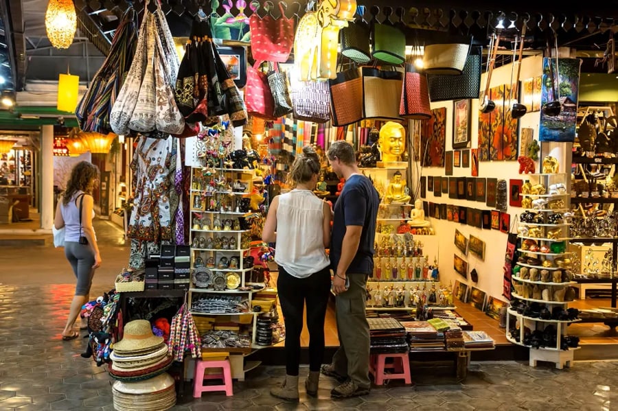 Shop Souvenirs In Sihanoukville Central Market