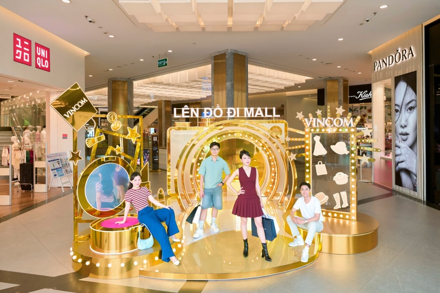 Shopping at Vincom Center Landmark 81