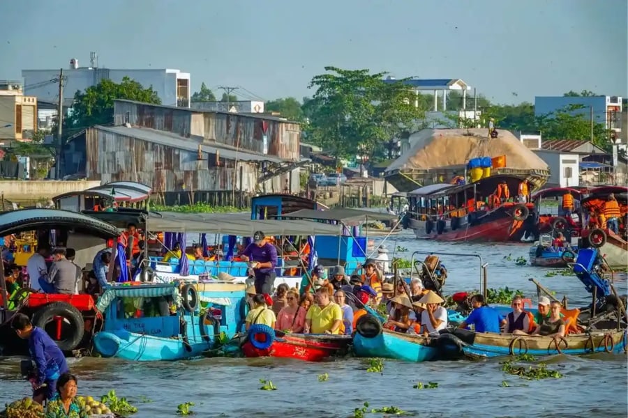 Take a Boat Tour of the Market