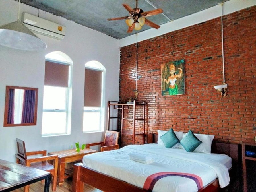 The Coconut House Hotel