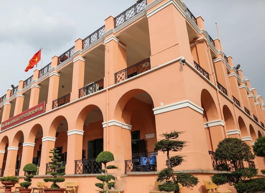 The French Colonial Architecture End of nha rong wharf