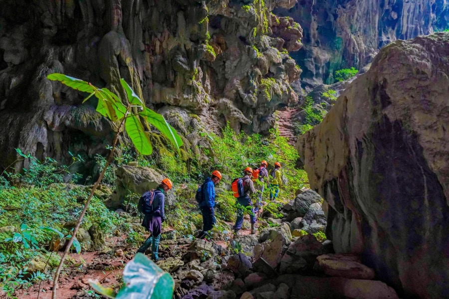 Traveling From Phong Nha To The Pygmy Cave