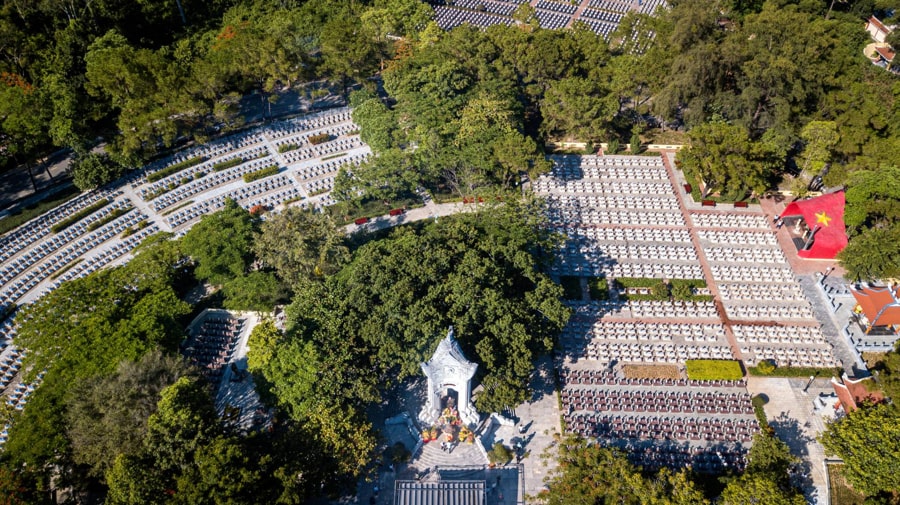 Truong Son National Cemetery