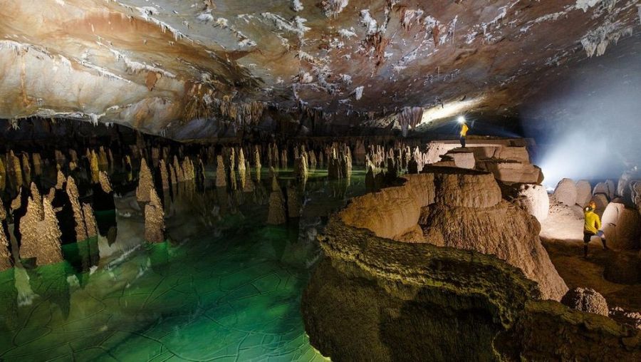 Va And Nuoc Nut Cave