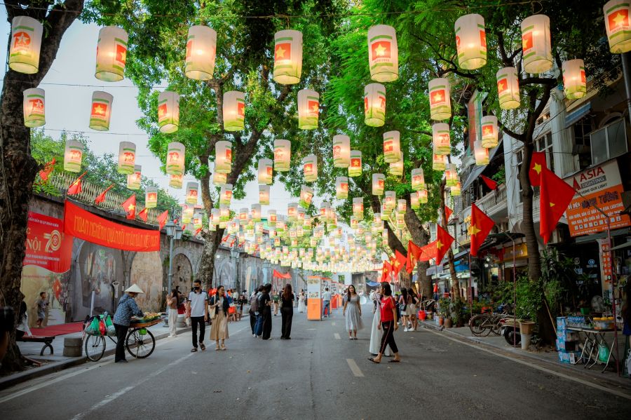 Walk Through Murals That Bring Old Hanoi Back to Life