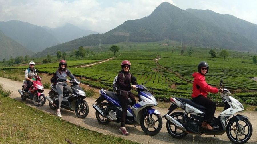 to Y Linh Ho Village by motorbike