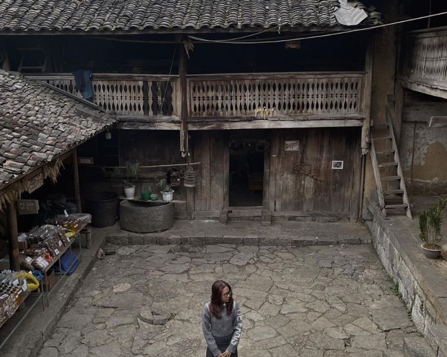 Explore-Pao_s-House-An-Iconic-Filming-Location