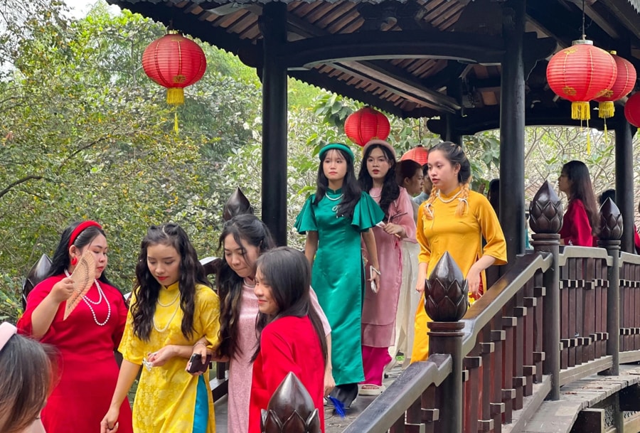 best time to visit the Ao Dai Museum is during the dry season
