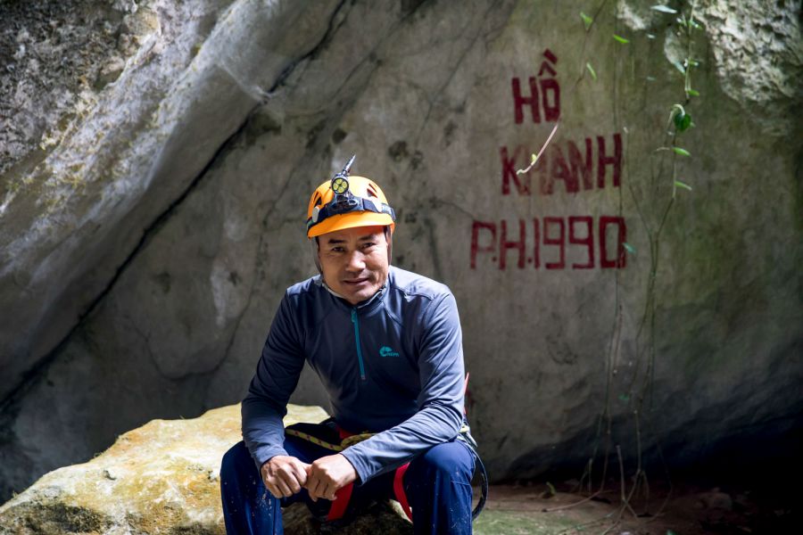 history - ho khanh 1990