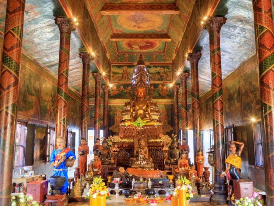inside the Wat Phnom temple