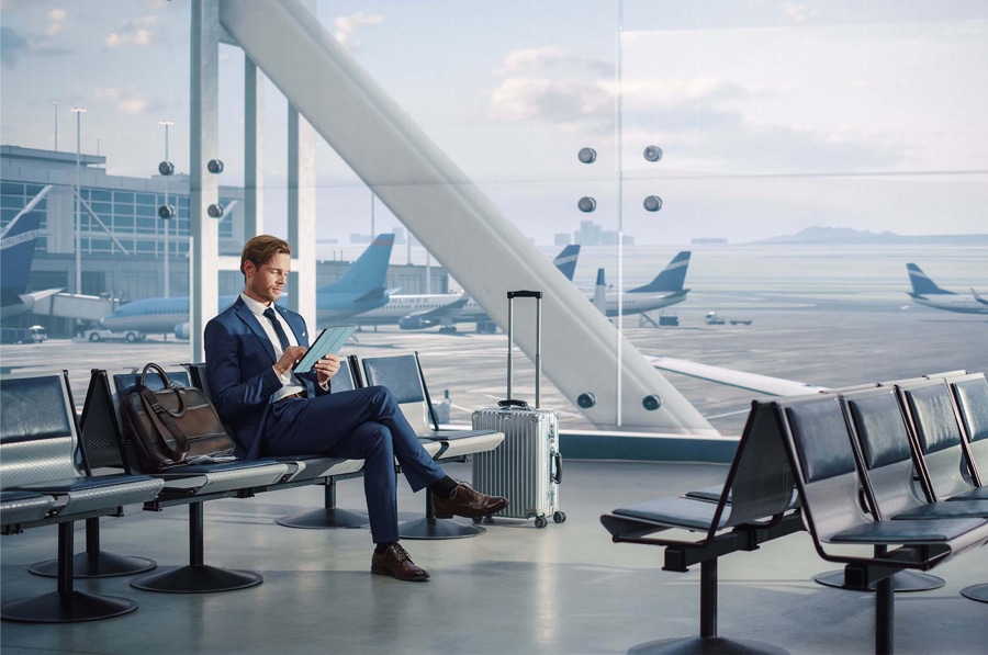 quickest way to travel from Siem Reap to Vientiane is by plane