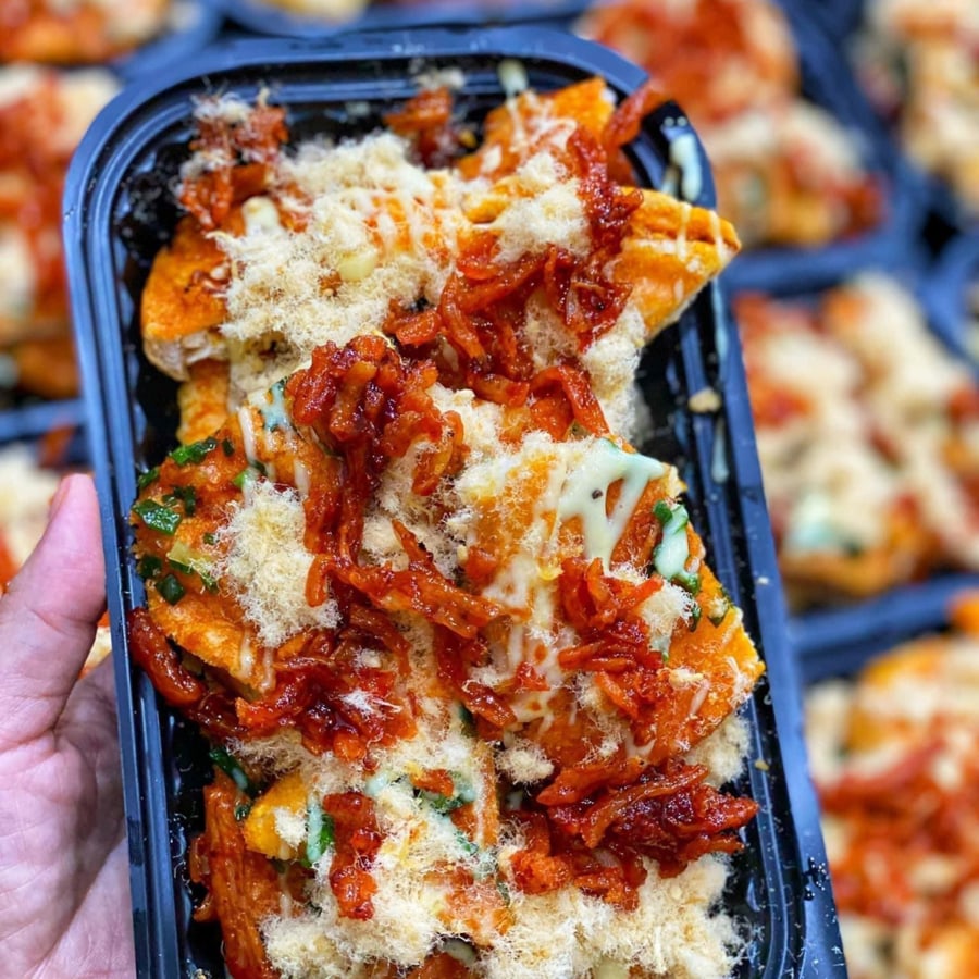 Grilled Baguette with Chili Salt