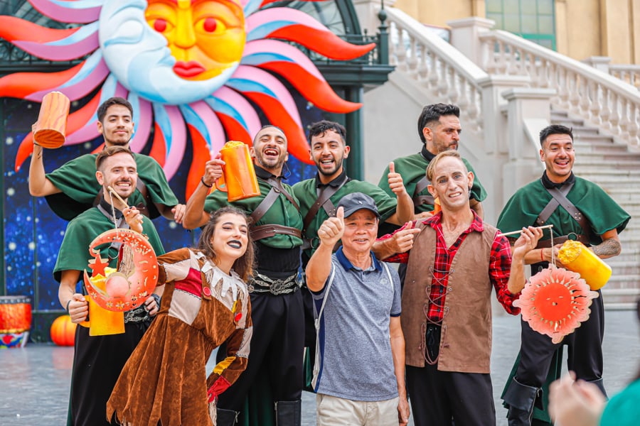 Experience A Themed Halloween Party