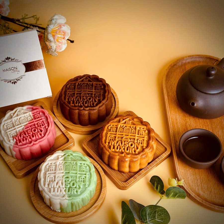 Try local mid-autumn festival food.