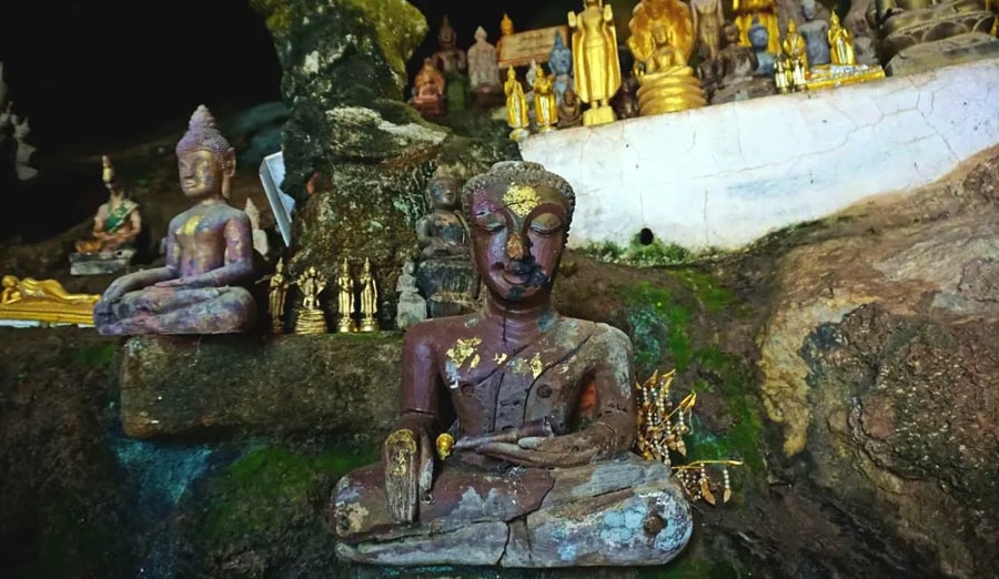inside the Tham Theung Cave (Upper Cave)